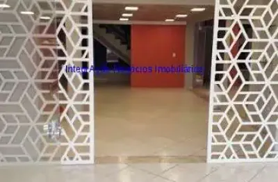 Casa 190m², 07 salas e 02 banheiros.  excelente localização entre as avenidas moaci, irai e alameda dos guaramomis.  todas as informações aqui anuncia