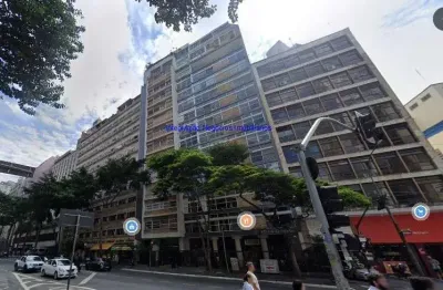 Apartamento studio 32m²,  01 dormitório e 01 banheiro.  condomínio com portaria e segurança.  excelente localização entre as ruas da consolação