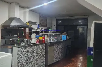 Prédio 335m²,  térreo com porta para rua augusta e 03 banheiros.  excelente localização á 9 minutos andando para a estação do metrô higienópolis