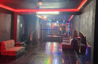 Sobreloja 350m² e 02 banheiros.  excelente localização á 9 minutos andando para a estação do metrô higienópolis-mackenzie;