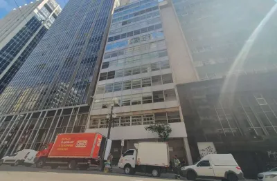 Conjunto comercial 513,14m² e 02 banheiros.  condomínio com recepção e segurança.  excelente localização á 5 minutos andando para a estação do metrô