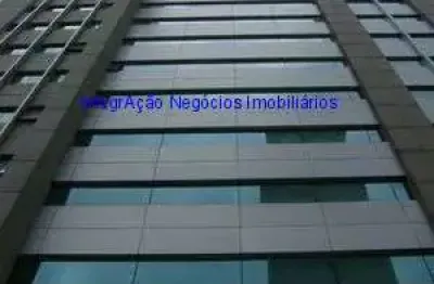 Conjunto comercial 30m², 01 banheiro e 01 vaga na garagem.  condomínio com recepção e segurança 24hrs.  excelente localização