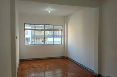 Apartamento studio 35m²,  01 dormitório e 01 banheiro.  condomínio com portaria e segurança.  excelente localização á 6 minutos andando para a estação