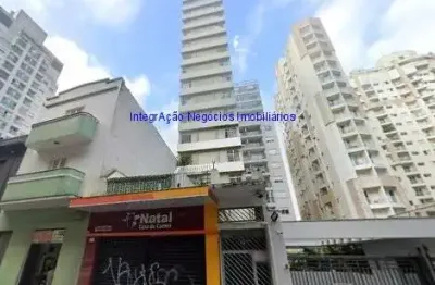 Apartamento studio 47m², 01 dormitório e 01 banheiro.  condomínio com portaria e segurança.  excelente localização á 8 minutos andando para a estação