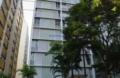 Apartamento 100m², 02dormitórios (sendo 01 suíte),  02 banheiros e 01 vaga de garegem.  condomínio com portaria e segurança.  excelente localização