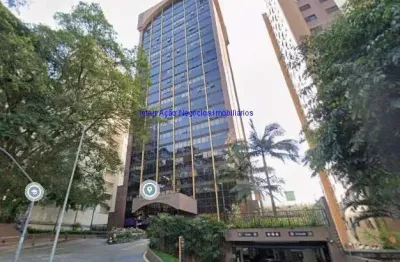 Conjunto comercial 30m², 01 banheiro e 01 vaga de garagem.  condomínio com portaria e segurança.  excelente localização entre as ruas entre as ruas