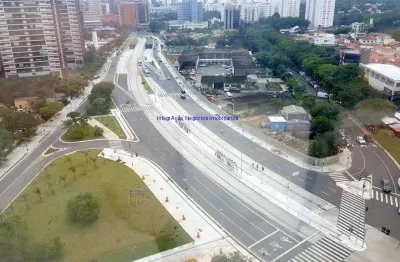 Conjunto comercial 316m², 02 banheiros e 03 vagas na garagem.  condomínio com recepção e segurança.  excelente localização próximo as ruas laguna