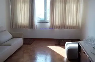 Apartamento reformado 114,89m² andar alto, face norte, 03 dormitórios (sendo 01 suíte), 03 banheiros, 01 vaga na garagem e com aquecimento a gás.