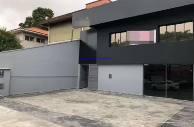 Casa 290m², 04 dormitórios, 05 banheiros e 12 vagas na garagem.   excelente localização. todas as informações aqui anunciadas