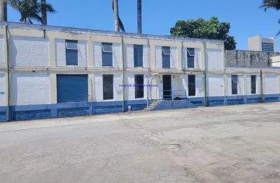 Galpão 3078m², 09 banheiros e 10 vagas de garagem.  excelente localização entre as avenidas engenheiro roberto zuccolo, mofarrej e rua padre emilio