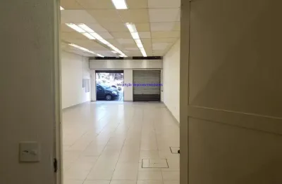 Loja 122m² e 02 banheiros.  excelente localização á 3 minutos andando para a estação do metrô são bento; entre as ruas vinte e cinco de março