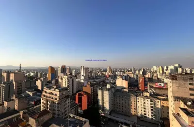 Excelente localização á 5 minutos andando para a estação do metrô república e à 10 minutos andando para a estação do metrô santa cecilia;