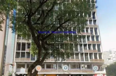 Condomínio com segurança e portaria 24hrs.  excelente localização á 2 minutos andando para a estação do metrô paraíso; entre as ruas abílio soares,