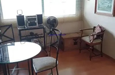 Apartamento 37m² com vista livre, 01 dormitório (sendo suíte), 01 banheiro e 01 vaga de garagem.   condomínio com segurançaa, jardim, lavand