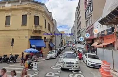 Loja 180m² e 01 banheiro.  excelente localização, á 3 minutos andando para a estação do metrô são bento; entre as ruas cavalheiro basílio jafet