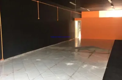 Sobreloja Comercial 250m², sendo 1º andar e 2º andar com 02 salas e 04 banheiros, copa, e cozinha.  Excelente localização