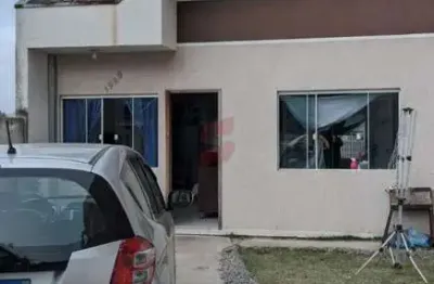 Casa com 2 quartos à venda na rua dos gerânios, 1929, campina da barra, araucária, 62 m2 por r$ 300.000