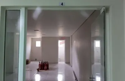 Sala comercial para alugar na rua vinte e cinco de agosto, 490, centro, pinhais, 32 m2 por r$ 1.750