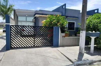 Casa com 2 quartos à venda na rua osvaldo cruz, 772, santa terezinha, pontal do paraná, 50 m2 por r$ 369.000