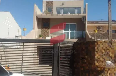Casa com 3 quartos à venda na rua uniflor, 203, centro, pinhais, 305 m2 por r$ 850.000