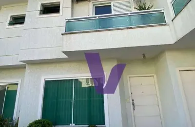 Charmosa casa em condominio fechado no jd são paulo