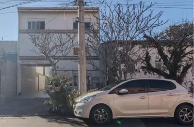 Casa para venda no bairro santa maria goretti em porto alegre
