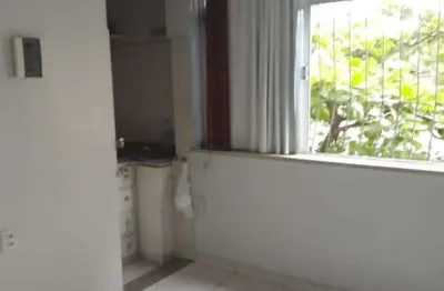 Ótimo apartamento estilo kitnet no coração da batista campos. área privativa de 50m². nascente.