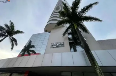 -cop 30 - apartamento com 1 quarto tipo loft todo mobiliado no edifício studio unique! -área privativa de 38.65m² - 7° andar. -1 vaga de garagem. -nas