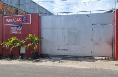 Galpão/depósito no conjunto valparaiso no bairro do coqueiro! área de 196m². medindo 7m² de frente por 28m² de fundos.