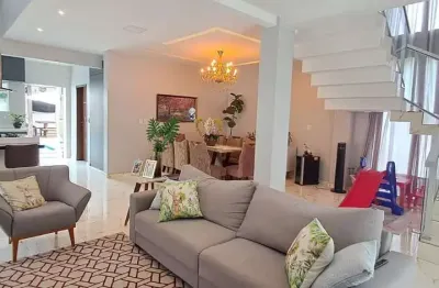 -cop 30- casa de 2 pavimentos com 4 suítes no condomínio ecos paradise! -área privativa de 260m². -04 vagas de garagem (2 cobertas e 2 descobertas). -