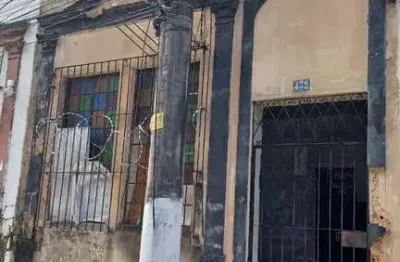 Galpão com edificação na rua 28 de setembro bairro do reduto! área total de 106,06m².