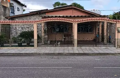 -cop 30 - casa com 3 quartos sendo 1 suíte no conjunto marex! -área privativa de 195m². -02 vagas de garagem. -nascente.