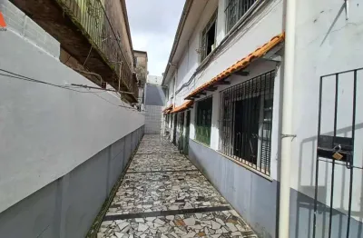 Casa de 2 pavimentos e vila de kitnet´s na sacramenta! área total de 308,14m². 5 vagas de garagem.