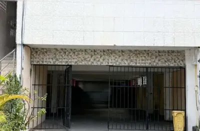 Prédio comercial de 2 pavimentos no bairro de são brás. área privativa de 600m². 08 vagas de garagem.