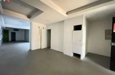 Prédio de 2 pavimentos comercial na avenida conselheiro furtado. área privativa de 150m². não possui vaga de garagem.