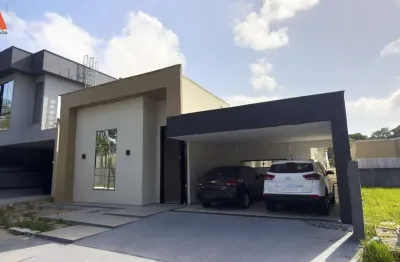 Casa térrea com 3 quartos sendo 2 suítes em condomínio fechado. área privativa de 172m². 02 vaga de garagem