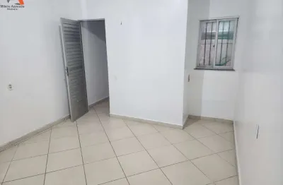 Casa estilo apartamento (altos) na rua 28 de setembro!  Área privativa de 60m².