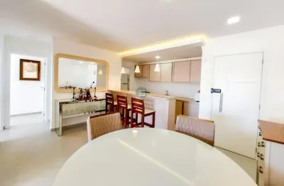 Apartamento 02 dormitórios com suíte 700 metros do mar