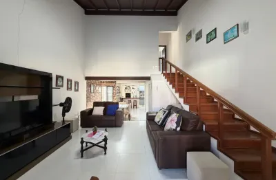 Casa com 2 quartos à venda na Rua João Luiz da Silva Brito, Canasvieiras, Florianópolis