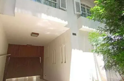 Casa com 4 quartos para alugar, 302 m² por r$ 13.000/mês - água verde - curitiba/pr