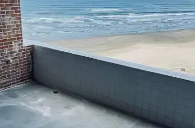 Oportunidade frente mar, churrasqueira a carvão apenas r$485 mil.