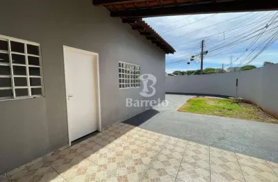 Casa térrea com quintal amplo e suíte — jardim itaparica, londrina/pr