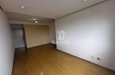 Apartamento com 3 dormitórios para alugar, 72 m² por R$ 2.150,00/mês - Cláudia - Londrina/PR