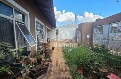 Casa com 5 dormitórios à venda, 420 m² por R$ 850.000 - Pinheiros - Londrina/PR