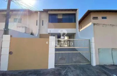 Sobrado com 3 dormitórios, 244 m² - venda por R$ 530.000,00 ou aluguel por R$ 2.700,00/mês - Jardim dos Alpes I - Londrina/PR