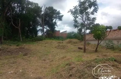 Terreno à venda no Tangarás, Bauru 