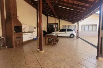 Casa com 3 quartos à venda na Vila Souto, Bauru 