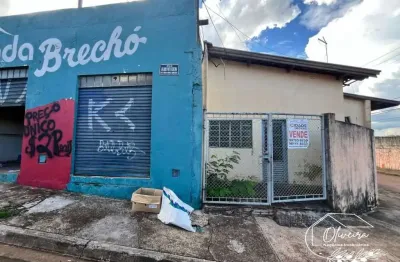 Casa comercial à venda no Núcleo Habitacional Mary Dota, Bauru 