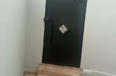 Kitnet / Stúdio para alugar no Jardim Helena, Bauru 