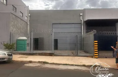 Casa comercial para alugar no Parque Santa Edwiges, Bauru 